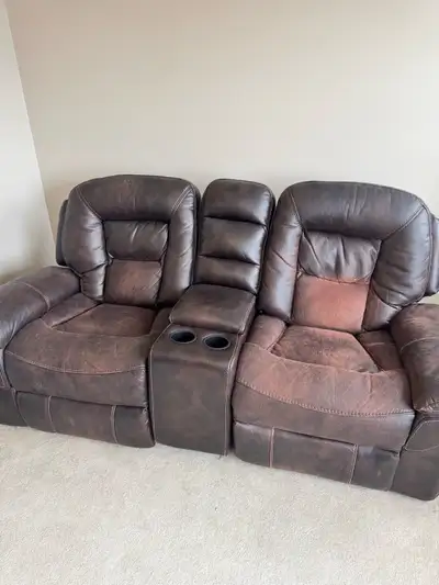 Super comfortable reclining loveseat w/ middle console, View more