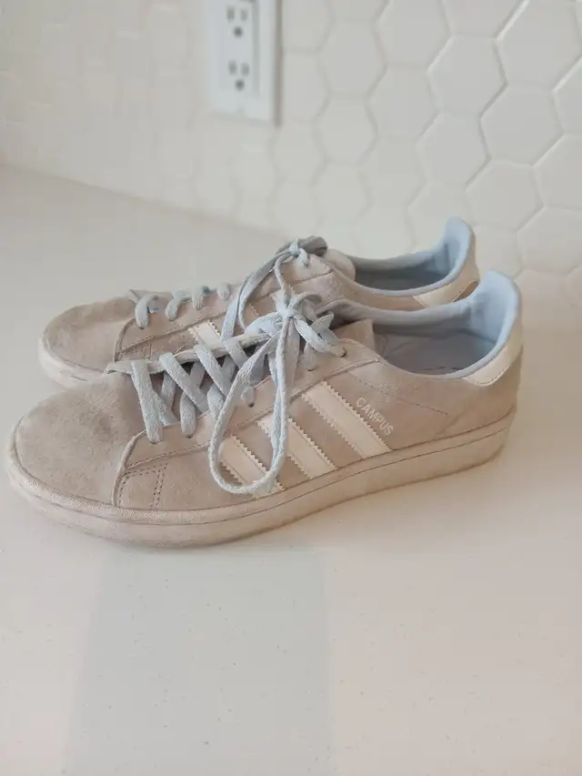 Adidas Campus Shoe Men Size 8 in Men's Shoes in Calgary - Image 3