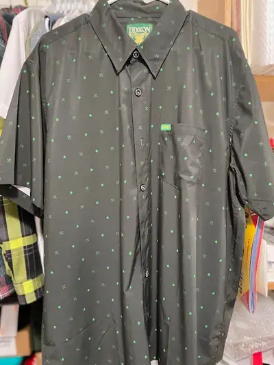 DIXXON "SEAMUS" MENS SHORT SLEAVED SHIRT, SIZE XL, LIKE NEW, View more