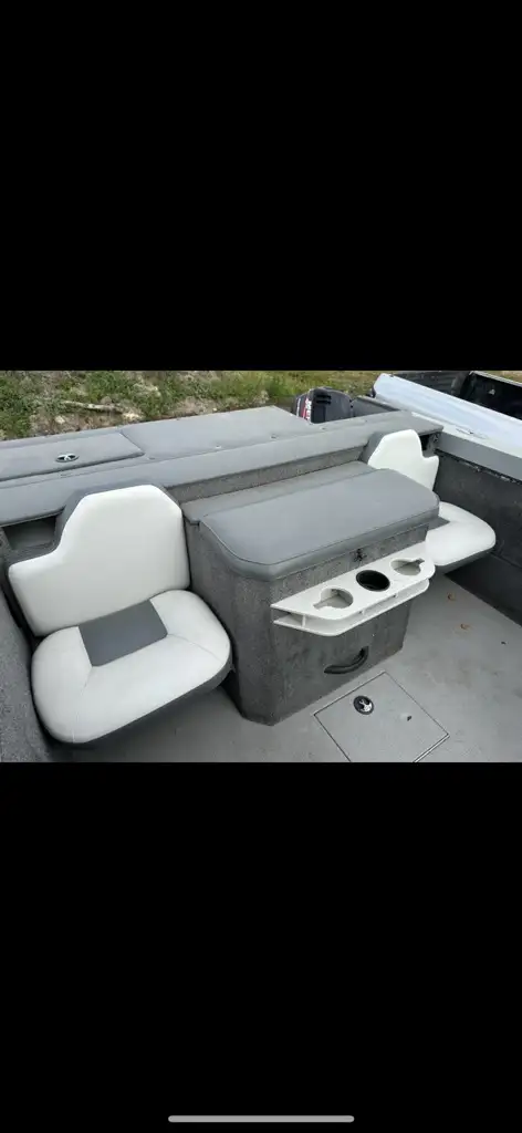 Lund baron in Powerboats & Motorboats in Regina - Image 5