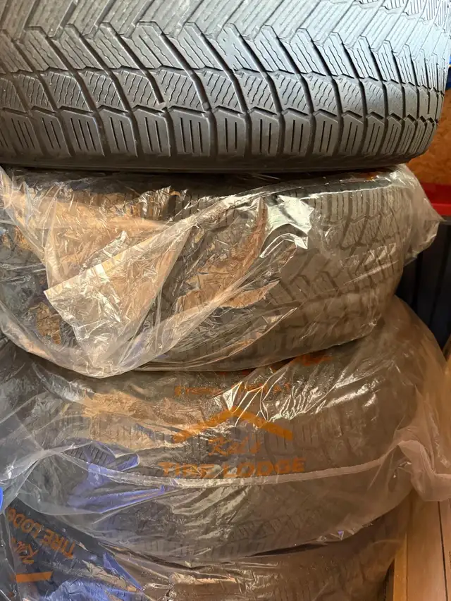 MICHELIN TIRES 225/65R/17 w/rim*****  in Tires & Rims in Oshawa / Durham Region - Image 3