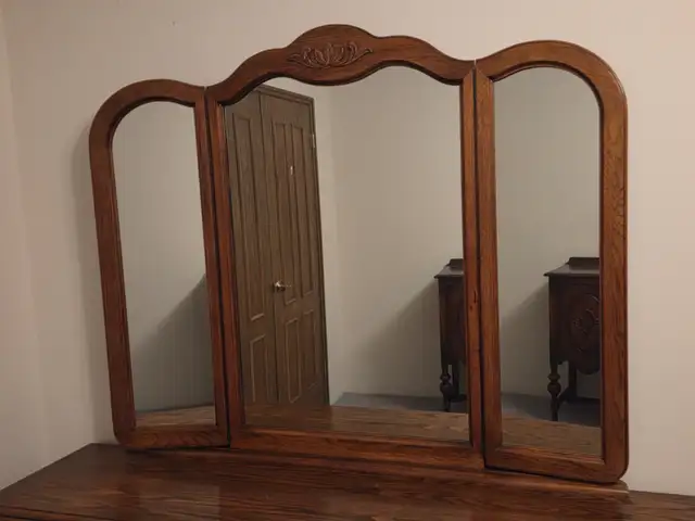 Queen Size Wood Bed Frame, Dresser With 3 Way Mirror. in Beds & Mattresses in Kelowna - Image 4