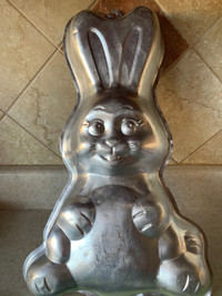 Easter bunny pan