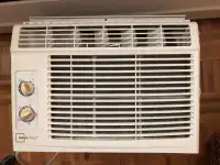 Air Conditioner Climatiseur 5000 BTU window AC unit