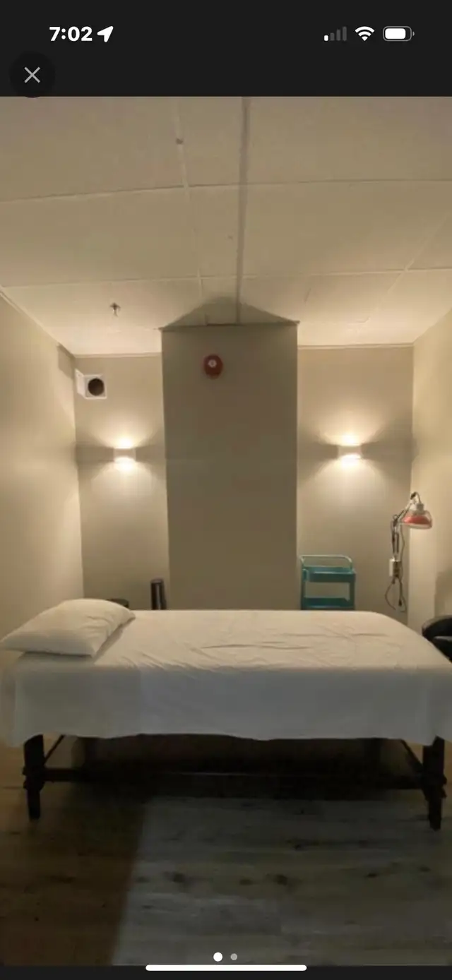 Woodbridge BEAUTY CLINIC in Commercial & Office Space for Rent in Mississauga / Peel Region - Image 5