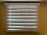 2” faux wood vertical blinds in great condition. 41.5” x 44”.