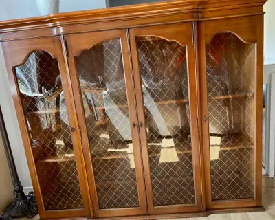 Grand Vaissellier, View more