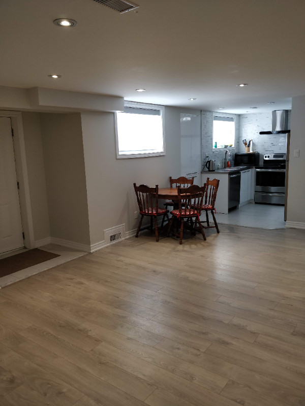 Modern 1 bedroom basement apartment in Oak Ridges, Richmond Hill in Long Term Rentals in Markham / York Region - Image 2