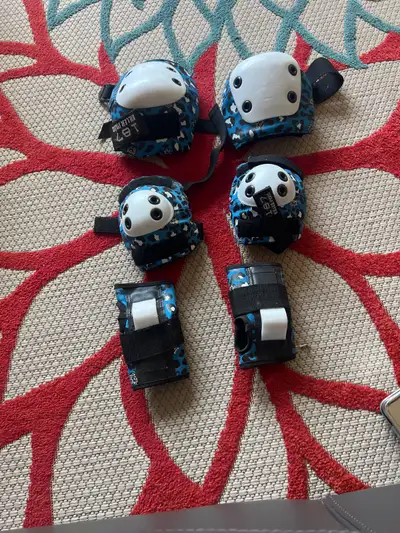 Skating Fall pads for kids. , View more