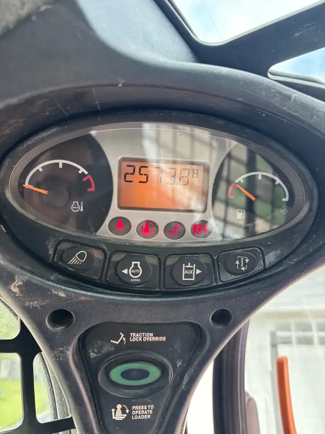 S570 Bobcat 2018548862487870853127