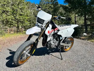 You’ve been waiting for this one. Specs: Only 4,676 km Clean title Fully legal & plated Properly mai...