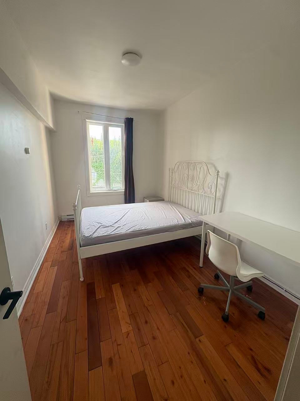 Furnished 3-Bed Apart. for rent near De L’église metro — photo 3