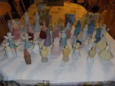 Collection de bouteilles Avon # 20, View more