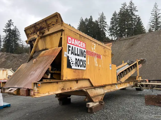 Mormak Aggregate feed hopper, and conveyor in Heavy Equipment in Nanaimo - Image 2