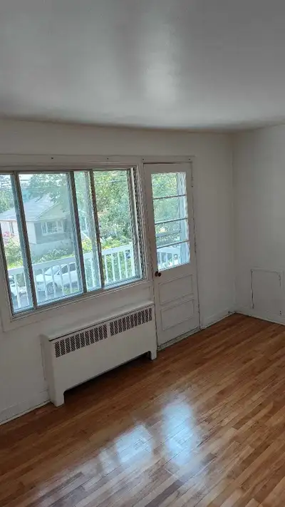 Appartement à louer 3.5 Cartierville Chauffage/Eau Chaude
