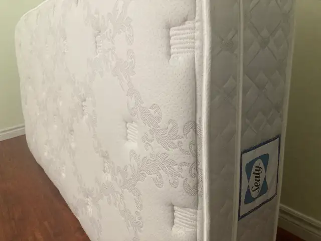 Sealy Twin Mattress in Beds & Mattresses in Cambridge - Image 2