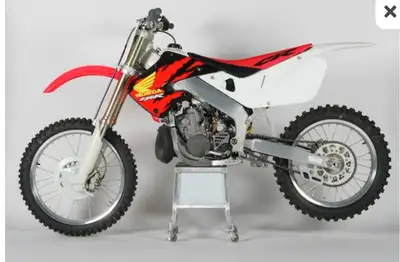 Looking for a swing arm for a 1997 Honda cr 250. Or any parts in general. Let me know what you have
