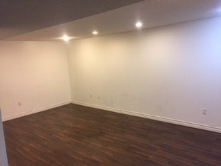Basement Bachelor Apartment For Rent (Scarborough East ) 2