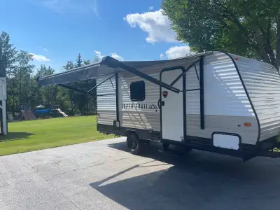 This trailer is in great, gently used condition. Every thing works as it should. Upgraded new electr...