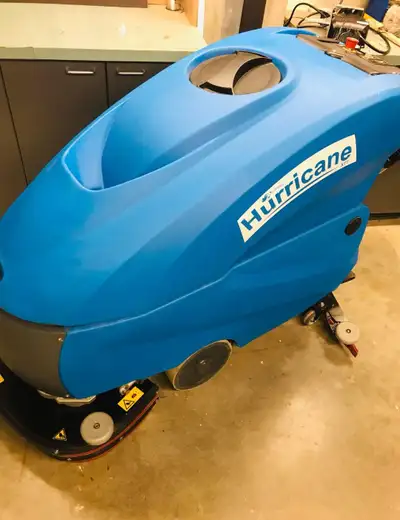 28" Walk Behind Scrubber Hurricane 700 XTT, View more