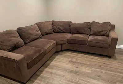 Delivery Available - Curved Sectional Couch , View more
