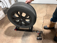 TIRE/WHEEL DOLLY FOR REMOVING AND MOUNTING HEAVY TIRES