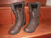X BOOTS SIZE 8