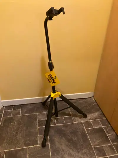 Hercules Guitar Stand., View more