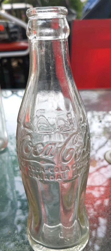 Bouteille Coca-Cola 1942 Verre gravé 7 Onces dans Art et objets de collection  à Trois-Rivières