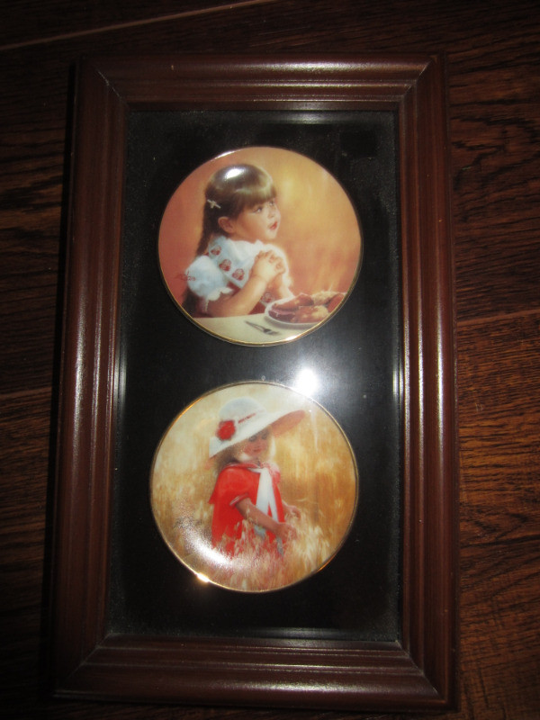 Collectible Mini plates in Arts & Collectibles in Calgary