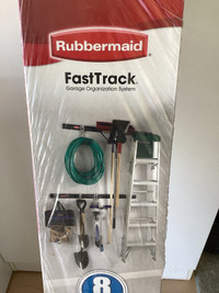 Rubbermaid Fasttrack 8 piece garage organizer