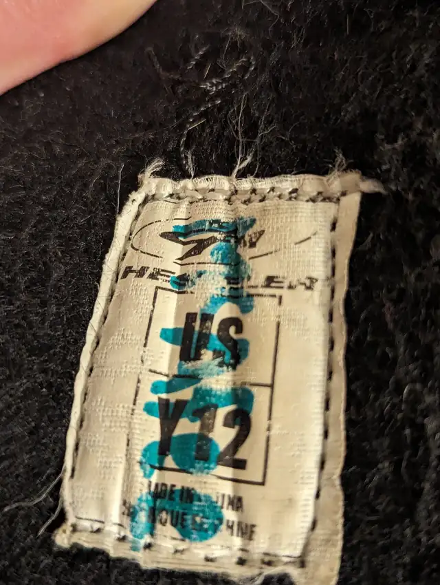 Hespeler Rogue kids skates size 12 in Skates & Blades in Ottawa - Image 3