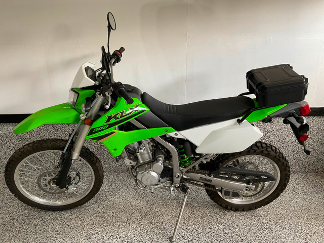 Kawasaki KLX 300 in Dirt Bikes & Motocross in Kawartha Lakes - Image 3