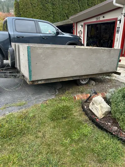 Great trailer. It’s registered as a 1977 and all the lights work. It’s roughly 10 feet long inside....