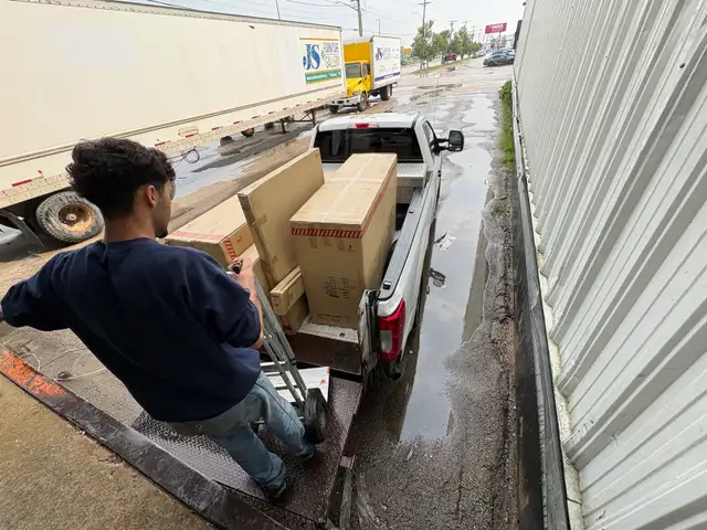 Local Movers & Help - Junk Disposal - assembly assistant520319590256486404