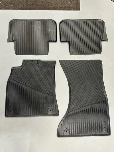 Selling Some Original Audi S4 Mats. They’re in like new condition. Asking 100