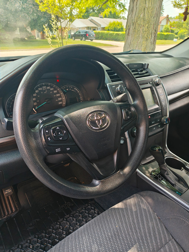 Toyota Camry LE 2015 in Cars & Trucks in Mississauga / Peel Region - Image 4