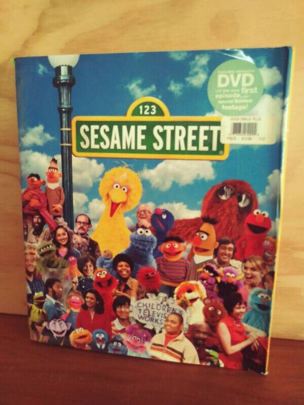 Sesame Street: Celebrate 40 Years Life on the Street / + DVD in Children & Young Adult in City of Toronto