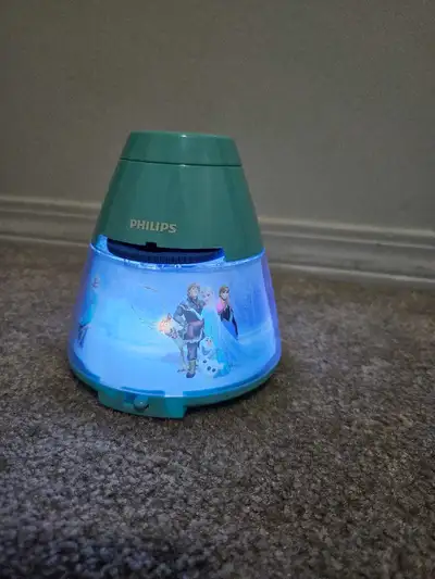 Philips Disney Frozen Night Light and Projector. Only 2 slide wheels. No original box. Pick-up locat...