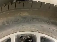 275/65R20” f-350 rims and tires