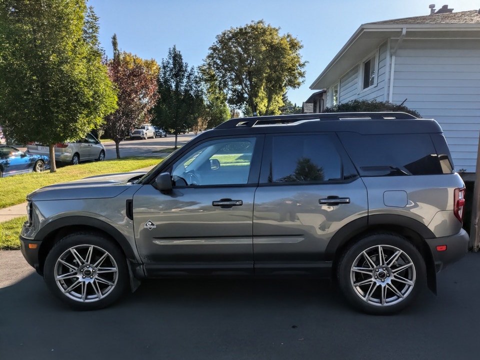 2025 Ford Bronco Sport Outer Banks (4WD) — 40,000 km | Like New | Cars ...