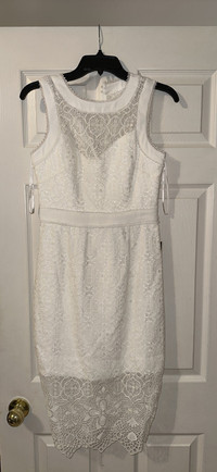 NEW EverNew Lace bridal dress