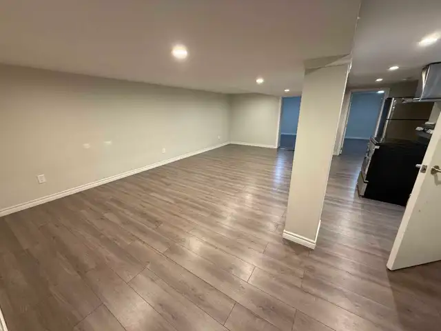 2 Bedroom Basement Apartment - Whitby in Long Term Rentals in Oshawa / Durham Region - Image 4