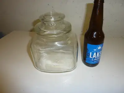 7" apothecary jar.