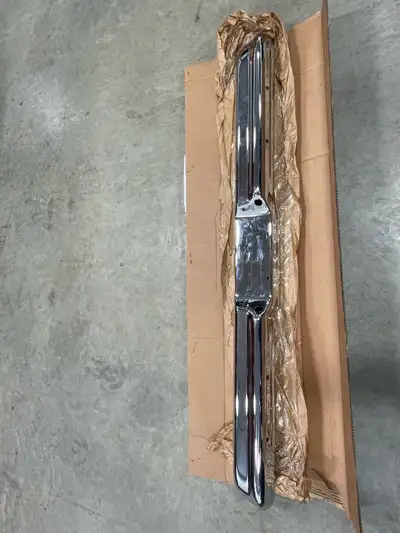 Brand new, was ordered the wrong one. This one has 36 3/8” mount spacing, I needed 40” asking $550 l...