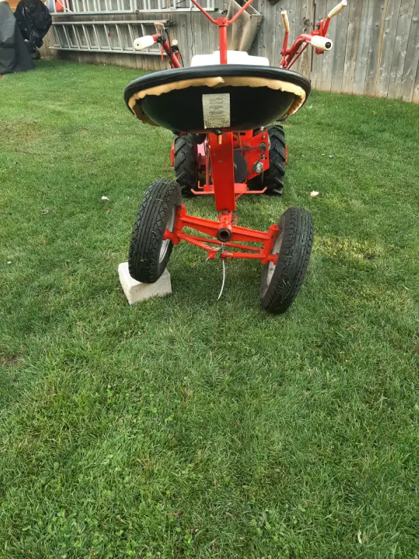 SOLD. Gravely l8 ls li buggy cart tractor walk behind 2 wheel in Other in Oakville / Halton Region - Image 6