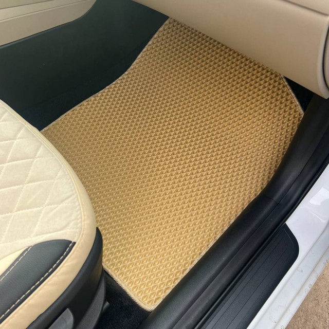 Custom floor mats for car in Other Parts & Accessories in Kingston - Image 2