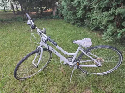 Opus Mondano Hybrid Bike, View more