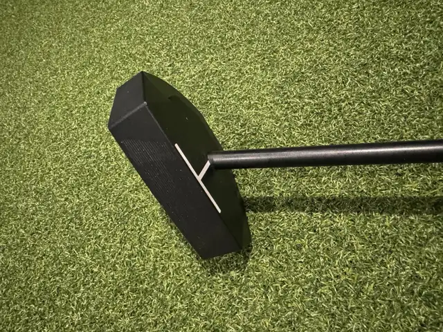 Lab OZ.1 putter in Golf in Markham / York Region - Image 5
