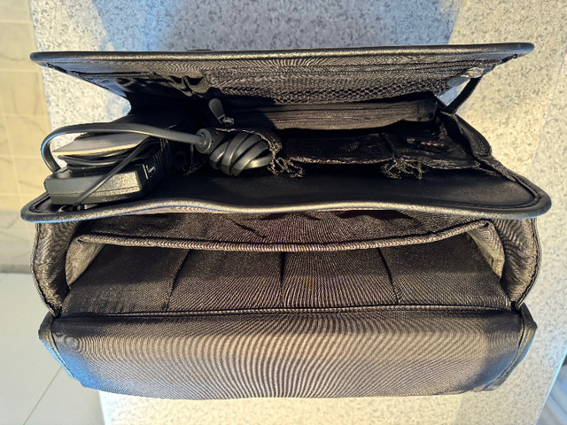 Laptop / Notebook Case with Power Adapters Multi Power Output in Laptop Accessories in Gatineau - Image 4